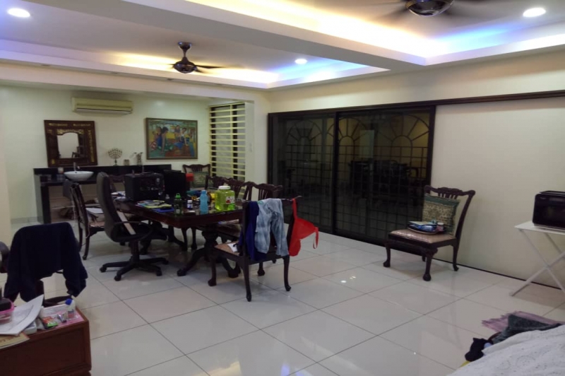 WhatsApp Image 2019-06-08 at 14.27.47.jpeg