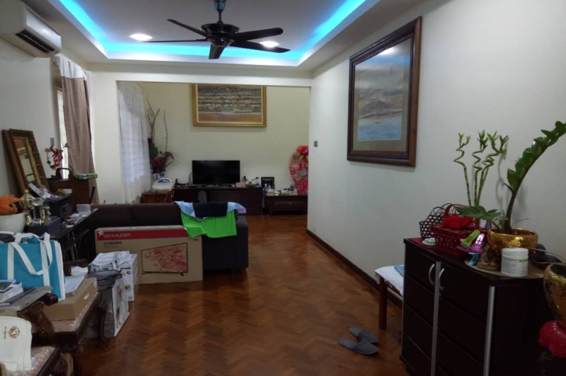 WhatsApp Image 2019-06-08 at 14.27.56.jpeg