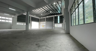 2-Storey Semi-Detached Factory FOR SALE in Jenjarom
